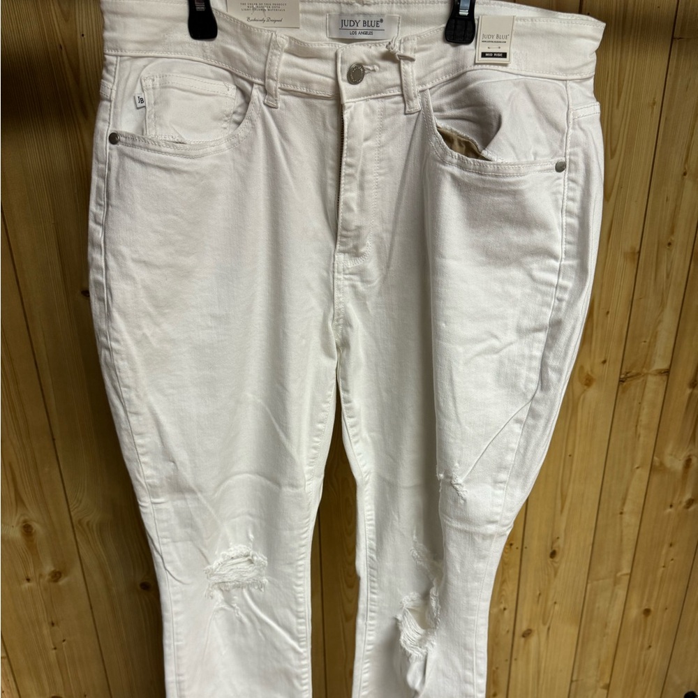 Judy Blue 16w white